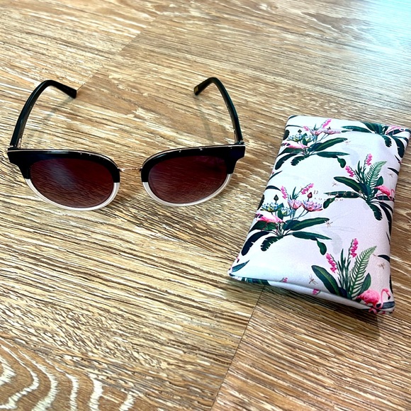 Ted Baker Accessories - Ted Baker 2 toned wayfarers 100% authentic